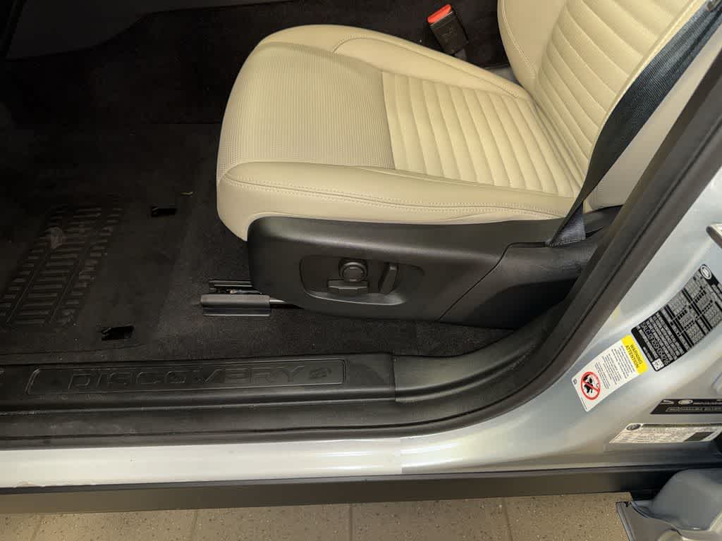 Land Rover Discovery Sport S 2025