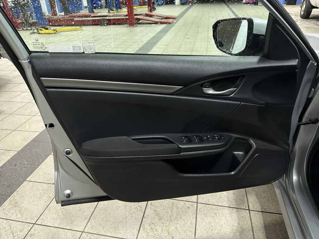 Honda Civic Hatchback LX 2020