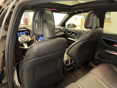 Mercedes-Benz GLC 300 2023 GLC 300