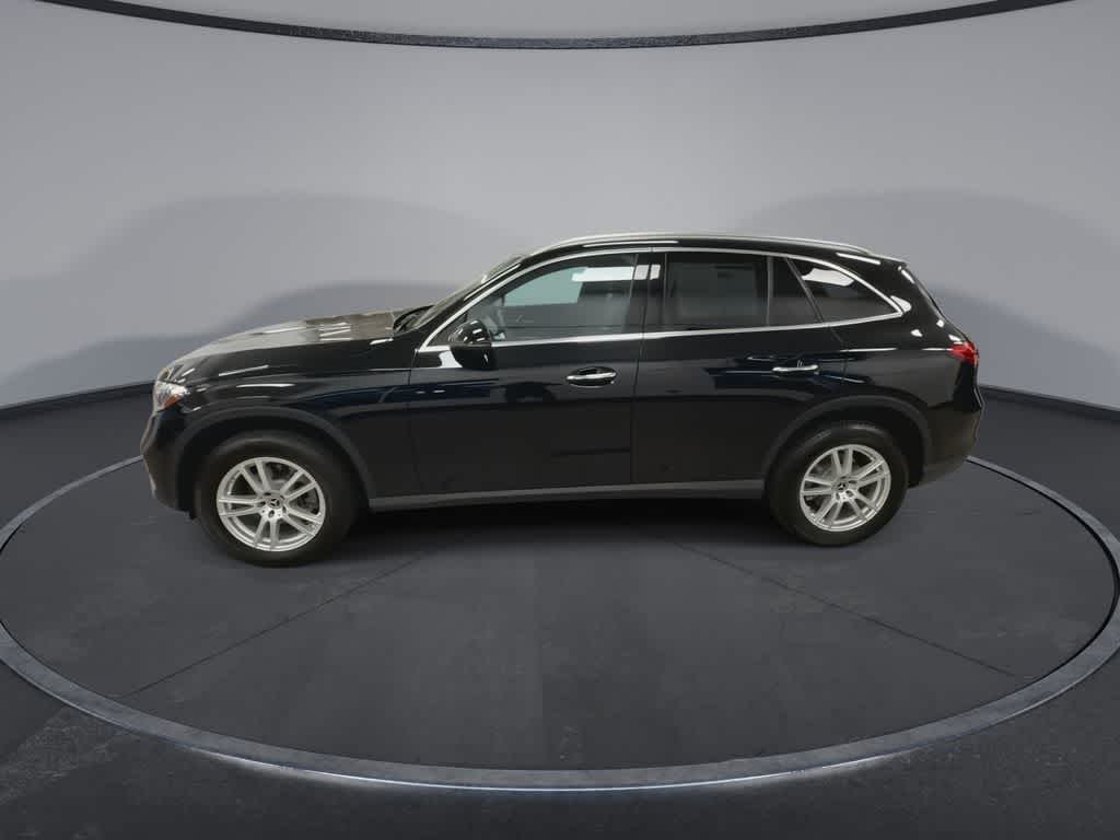 Mercedes-Benz GLC 300 2023 GLC 300