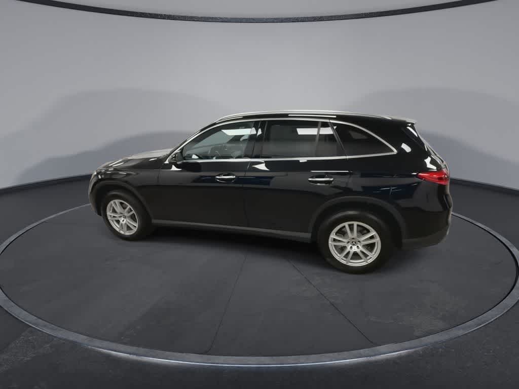 Mercedes-Benz GLC 300 2023 GLC 300