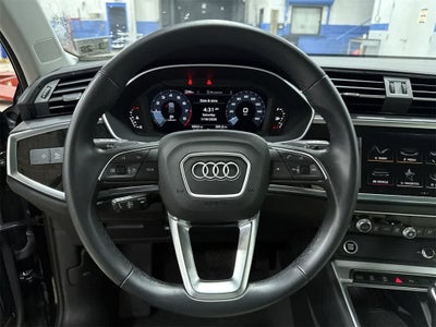 Audi Q3 S line Premium 2024