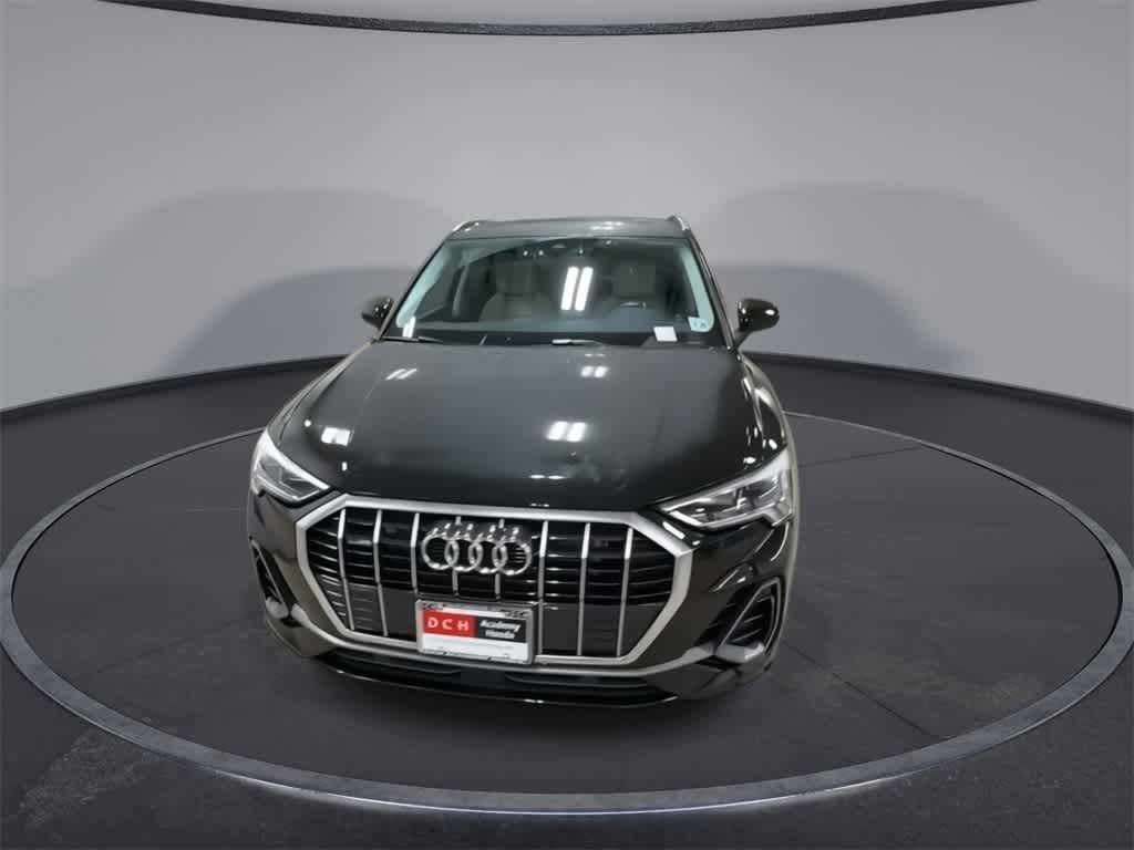 Audi Q3 S line Premium 2024