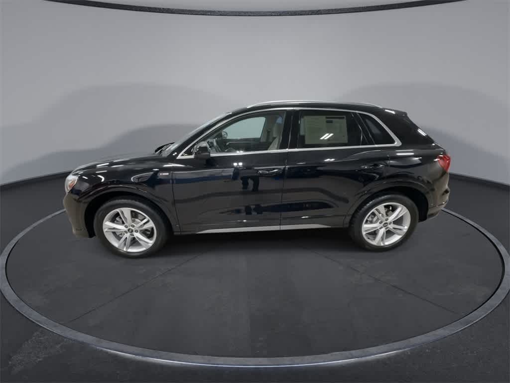 Audi Q3 S line Premium 2024