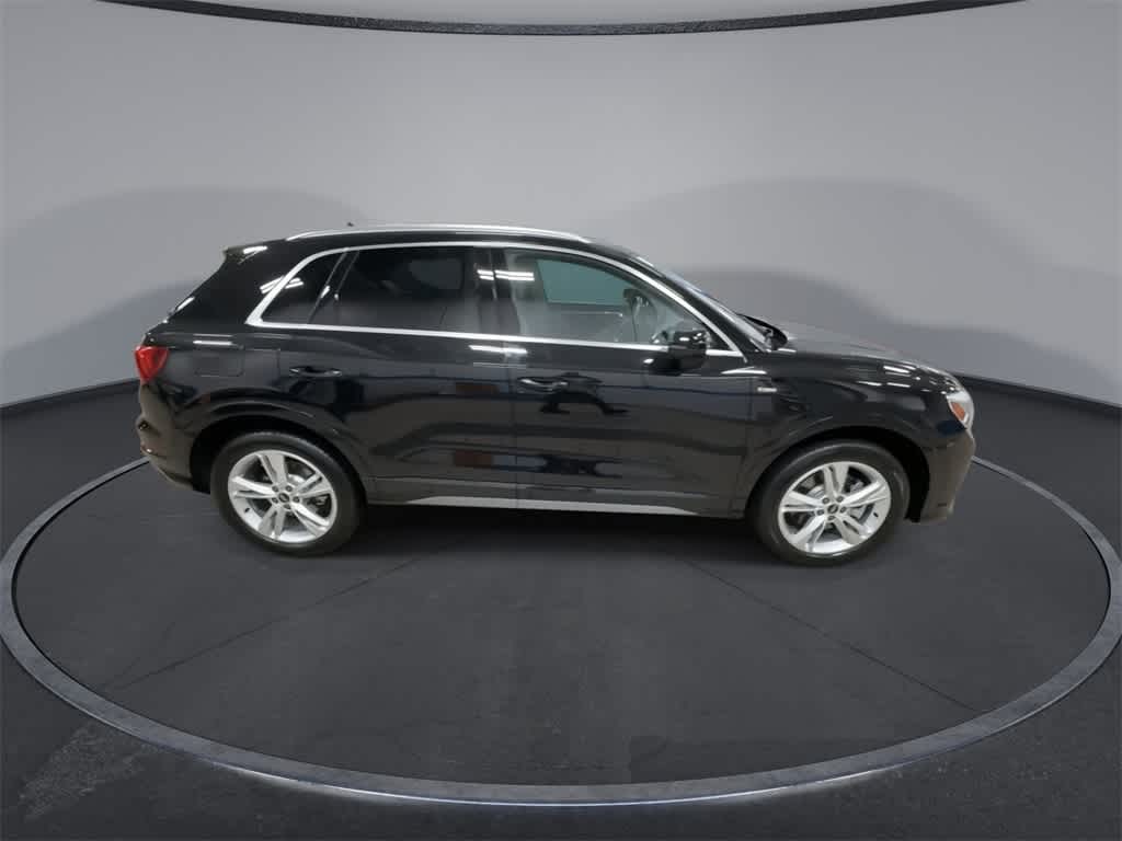 Audi Q3 S line Premium 2024