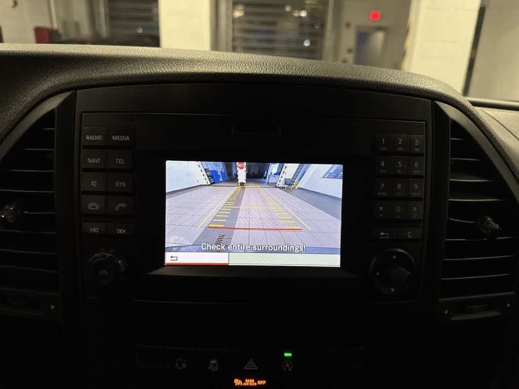 Furgoneta de carga Mercedes-Benz Metris 2017, techo estándar, distancia entre ejes de 126"