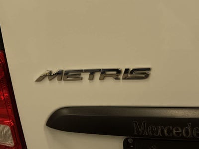 Furgoneta de carga Mercedes-Benz Metris 2017, techo estándar, distancia entre ejes de 126"