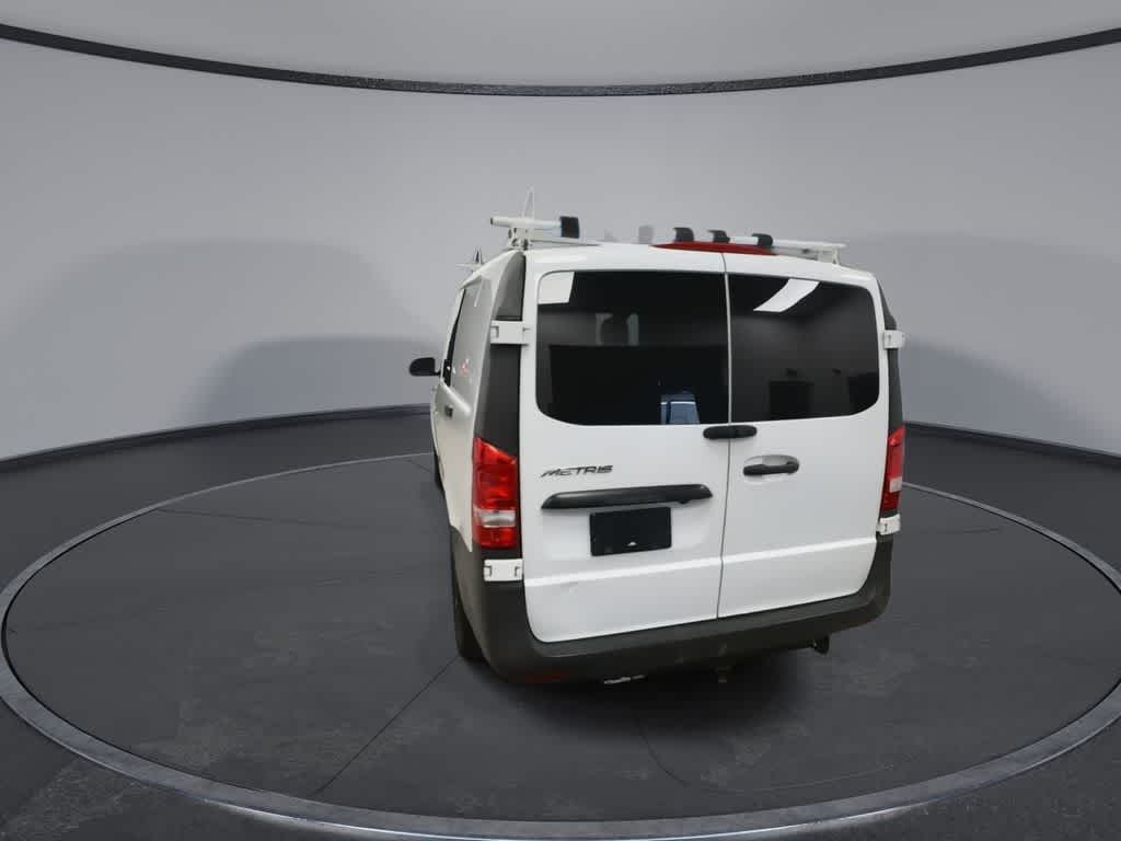 Furgoneta de carga Mercedes-Benz Metris 2017, techo estándar, distancia entre ejes de 126"