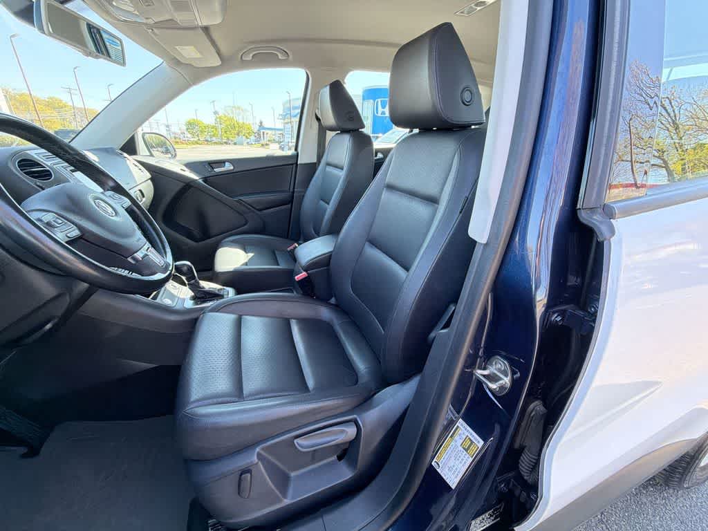 Volkswagen Tiguan S 2016