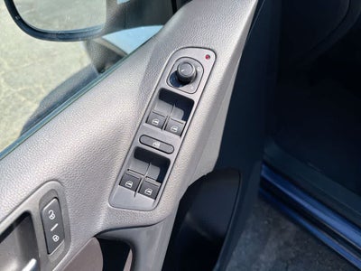 Volkswagen Tiguan S 2016