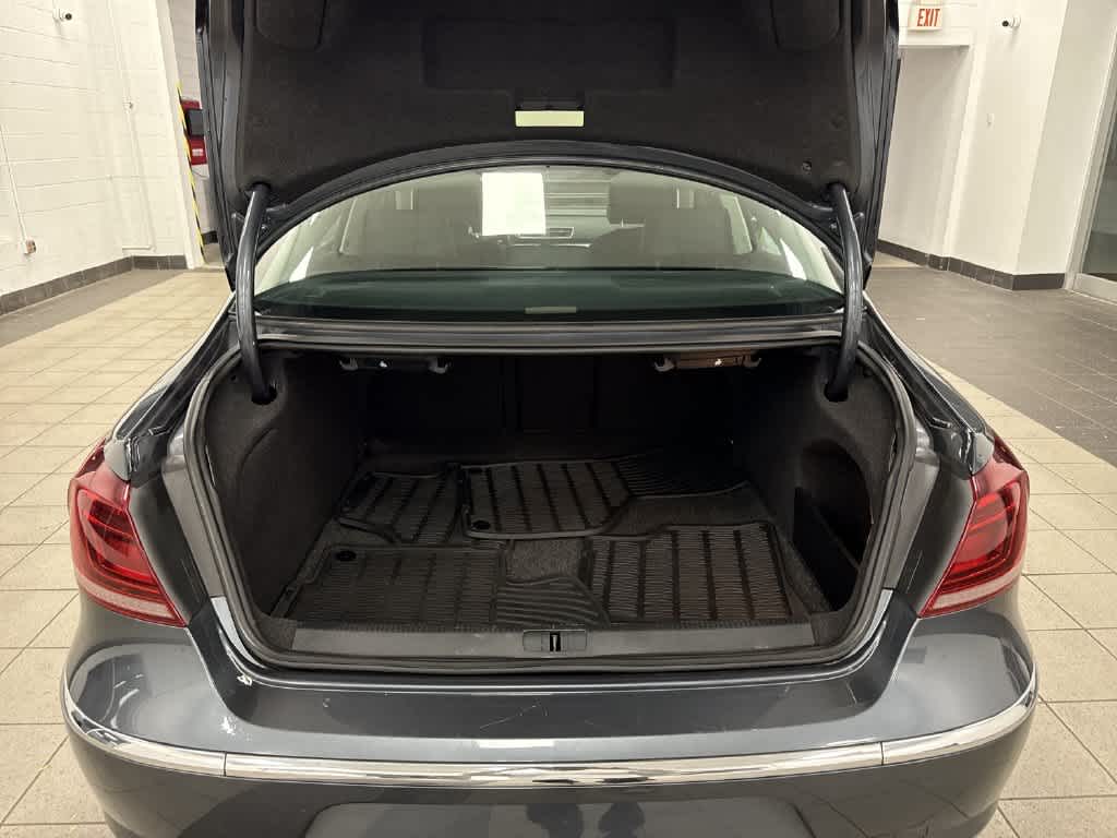 Volkswagen CC Base 2013