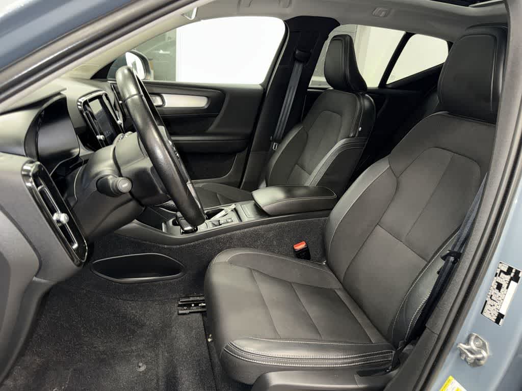 Volvo XC40 Momentum 2020