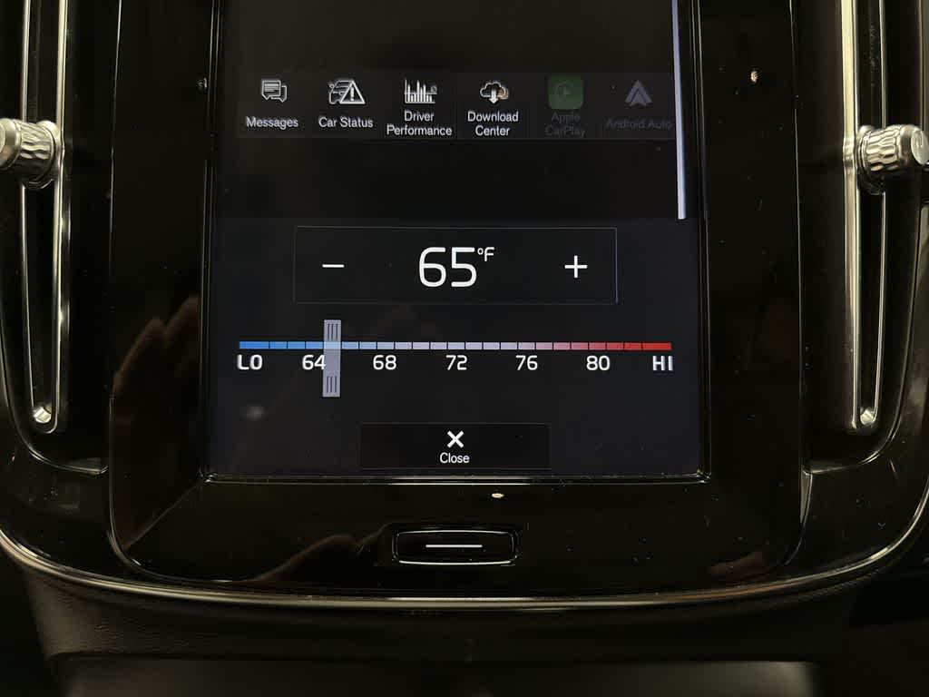 Volvo XC40 Momentum 2020