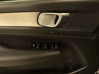 Volvo XC40 Momentum 2020