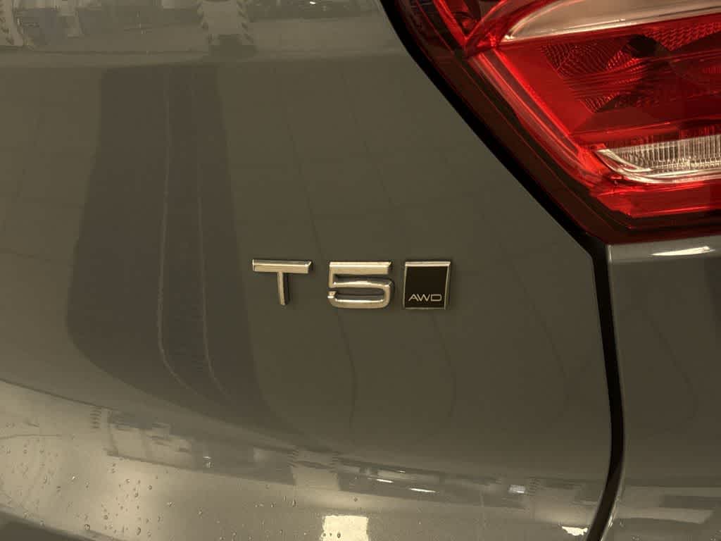 Volvo XC40 Momentum 2020