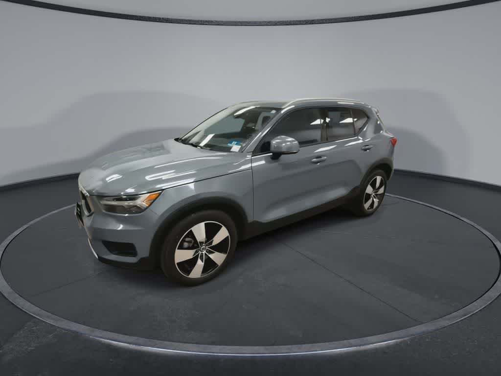 Volvo XC40 Momentum 2020