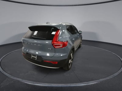 Volvo XC40 Momentum 2020