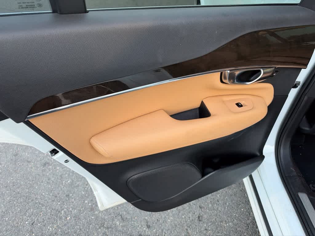 Volvo XC90 Momentum 2018