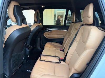 Volvo XC90 Momentum 2018