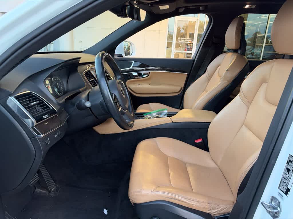 Volvo XC90 Momentum 2018